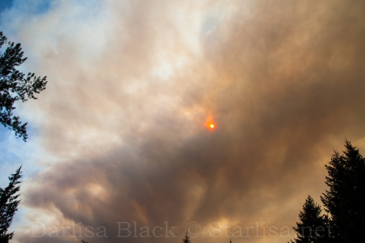Smoke from the 36 Pitt Fire near Estacada, Oregon Sept. 2014